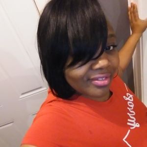 Meet your Posher, Lakeisha